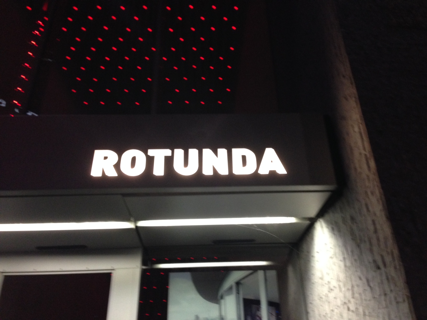 Staying Cool Rotunda Birmingham Review