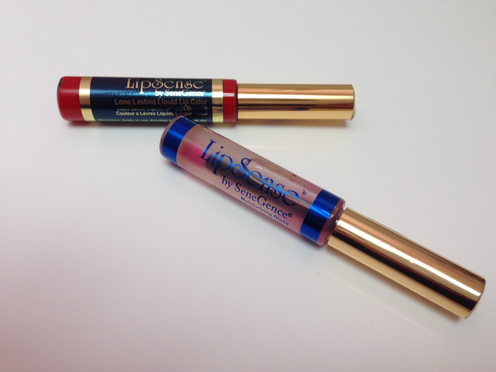 lipsense-blu-red-glossy-liquid-lipstick